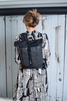 CRIPT VEGGY BACKPACK ALL BLACK